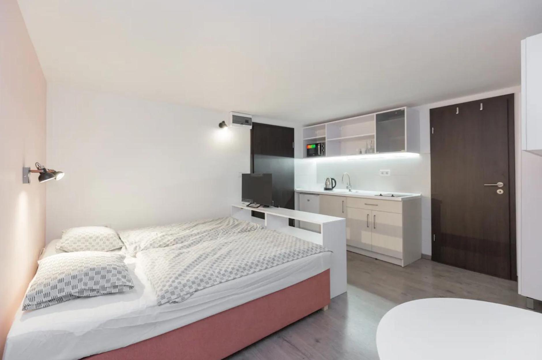 Minimalist Styled Tiny Ap @New York Cafe Apartment Budapest Luaran gambar